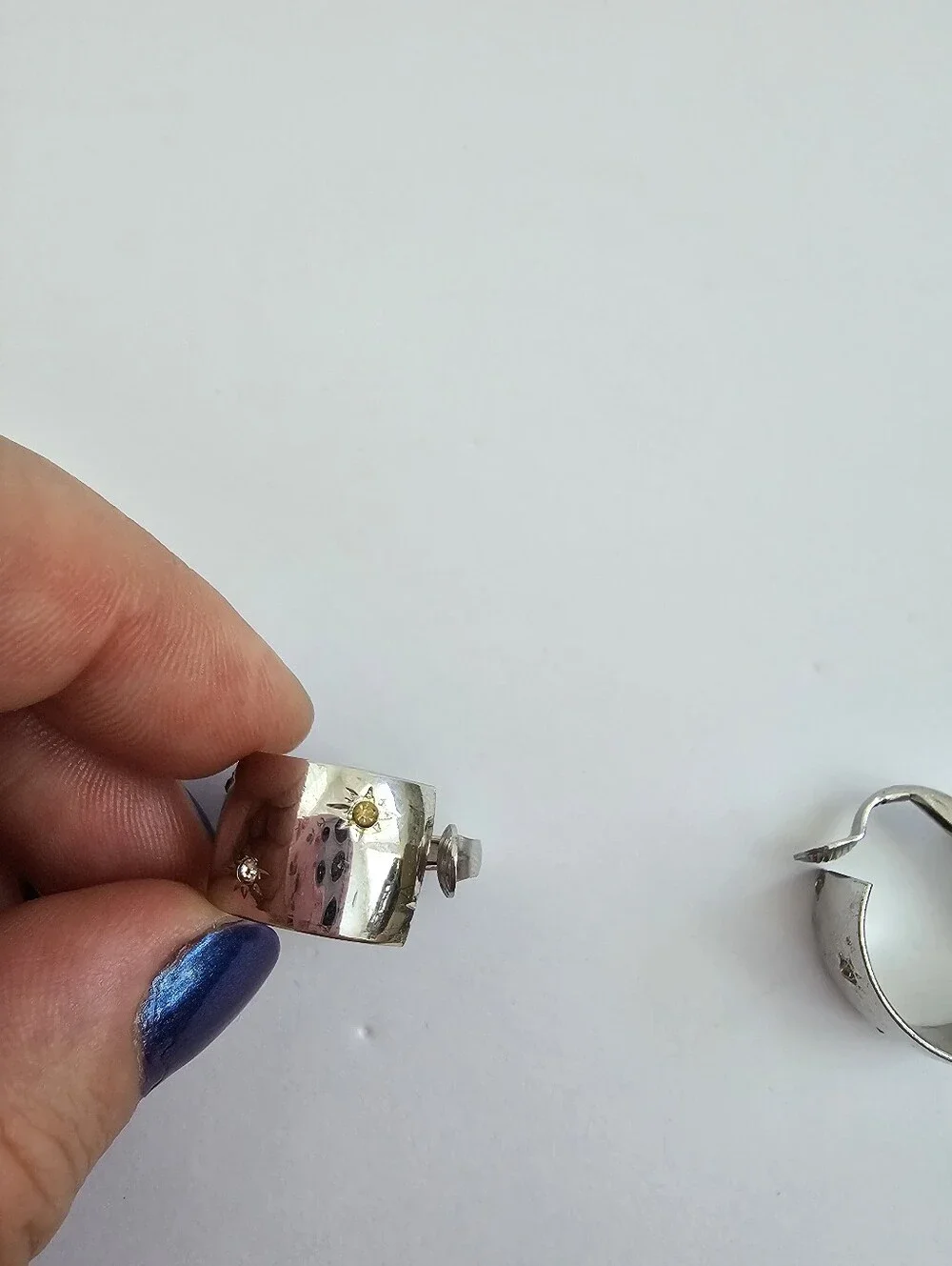Vintage Starburst Rhinestone Wide Huggie Hoop Clip On Earrings Silver Tone​